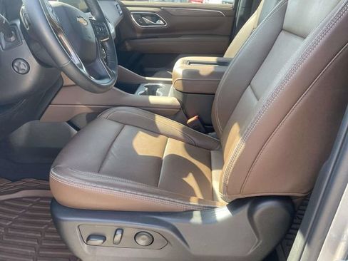Used 2024 Chevrolet Tahoe High Country AWD/4WD image 14
