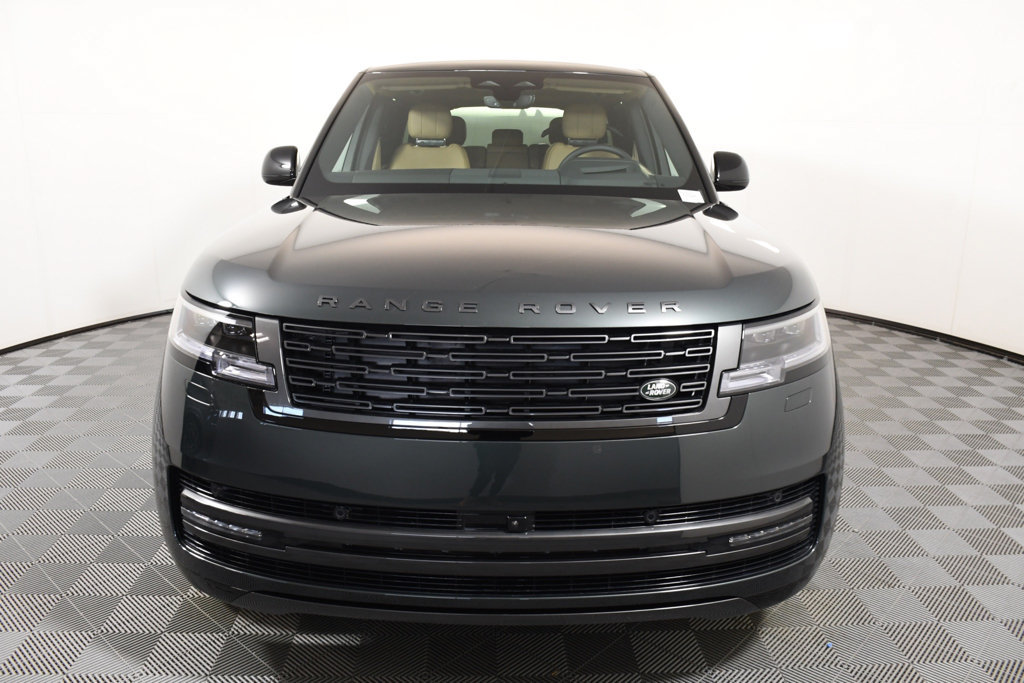 New 2026 Land Rover Range Rover Long Wheelbase SE AWD/4WD image 10