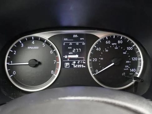 Used 2024 Nissan Kicks S FWD image 27