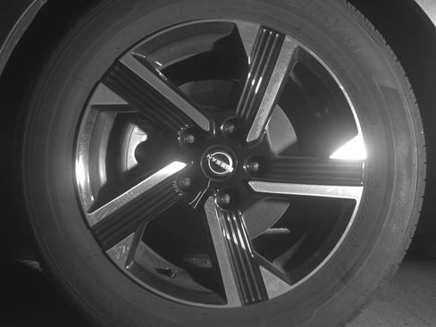 Used 2025 Nissan Sentra SV FWD image 12