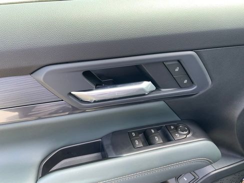 New 2026 GMC Terrain AT4 AWD/4WD image 12