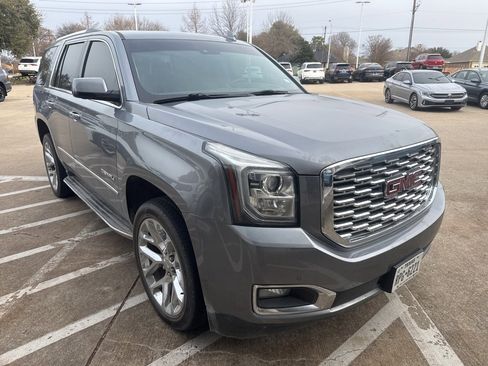 Used 2018 GMC Yukon Denali image 1