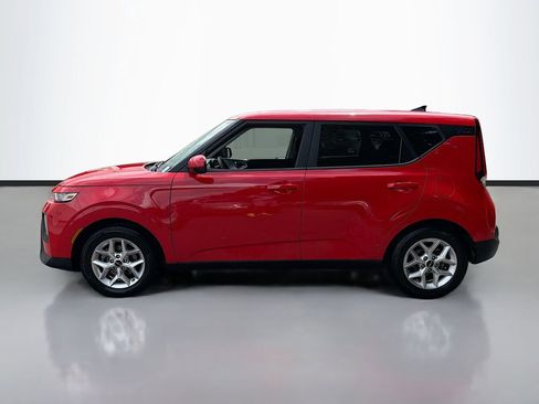 Used 2022 Kia Soul LX w/ Technology Package FWD image 9