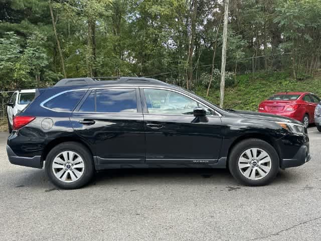 Used 2019 Subaru Outback 2.5i Premium AWD/4WD image 3