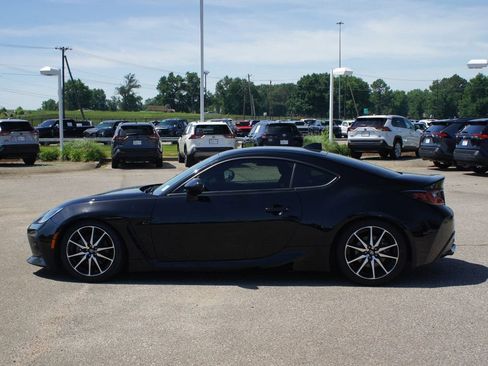 Used 2022 Toyota GR86 w/ ALL Weather Mat Package (TMS) RWD image 5