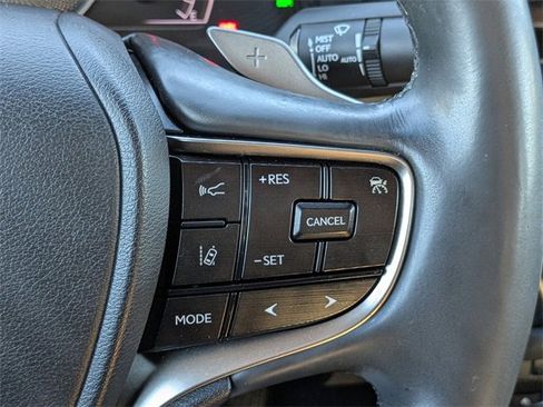 Used 2022 Lexus ES 350 w/ Premium Package image 27