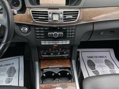 Used 2014 Mercedes-Benz E 350 4MATIC Sedan image 18