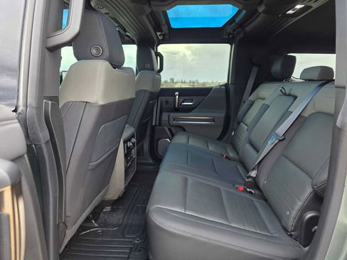 Used 2024 GMC Hummer EV 3X AWD/4WD image 18