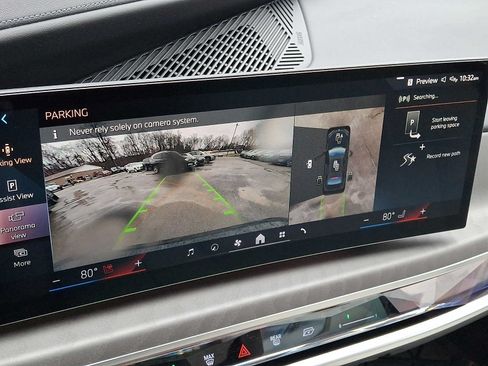 Certified 2024 BMW 760i xDrive w/ Executive Package AWD/4WD image 19
