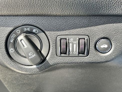 Certified 2022 Dodge Challenger R/T w/ T/A Package image 23