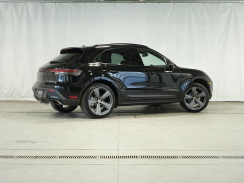 Certified 2026 Porsche Macan AWD/4WD image 7