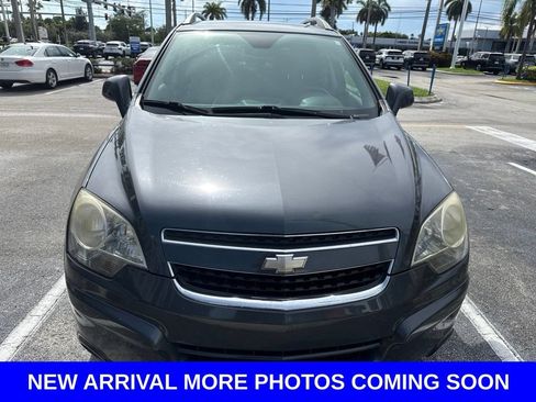 Used 2013 Chevrolet Captiva Sport LT FWD image 1