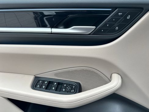 New 2026 Porsche Macan Electric RWD image 12