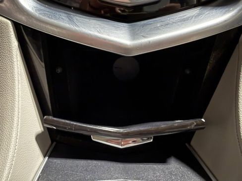 Used 2016 Cadillac SRX Luxury image 19