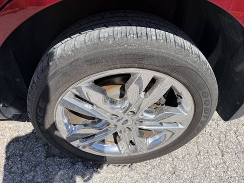 Used 2013 Ford Edge Limited AWD/4WD image 10
