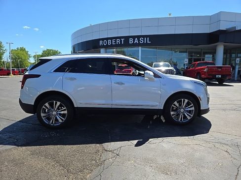 Used 2023 Cadillac XT5 Premium Luxury AWD/4WD image 11