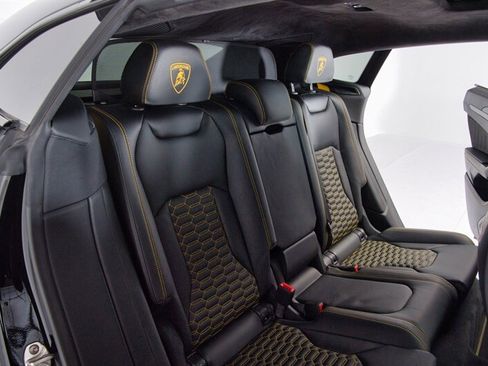 Used 2024 Lamborghini Urus S image 38