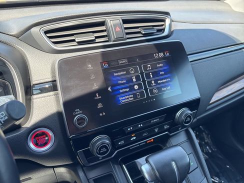 Used 2018 Honda CR-V Touring image 14