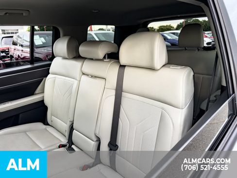 Used 2024 Hyundai Santa Fe SEL AWD/4WD image 10