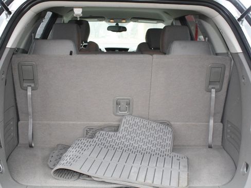 Used 2017 Chevrolet Traverse LS image 6