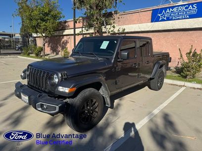 Used 2023 Jeep Gladiator Sport