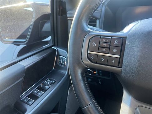 Used 2022 Ford F150 Lightning Lariat w/ Equipment Group 511A High image 18