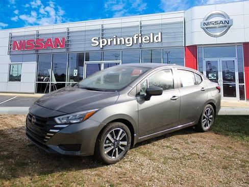 New 2025 Nissan Versa SV image 3