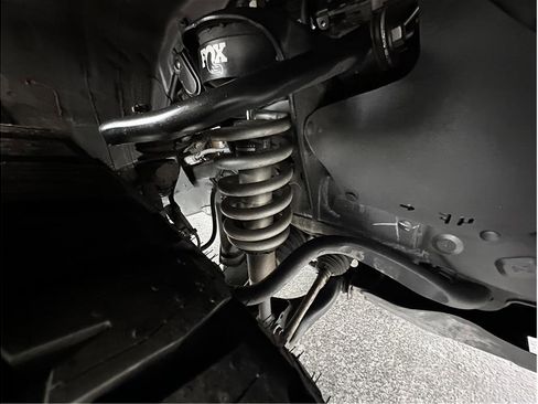 Used 2019 Toyota Tacoma TRD Sport image 30