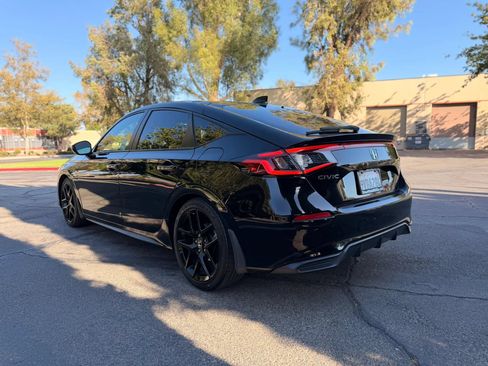 Used 2024 Honda Civic Sport image 7