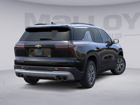 New 2025 Chevrolet Traverse LT w/ Enhanced Driving Package FWD image 4