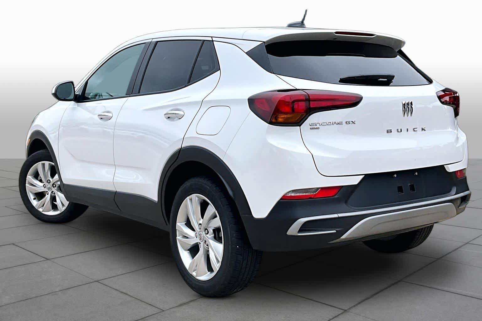 Used 2025 Buick Encore GX Preferred AWD/4WD image 12