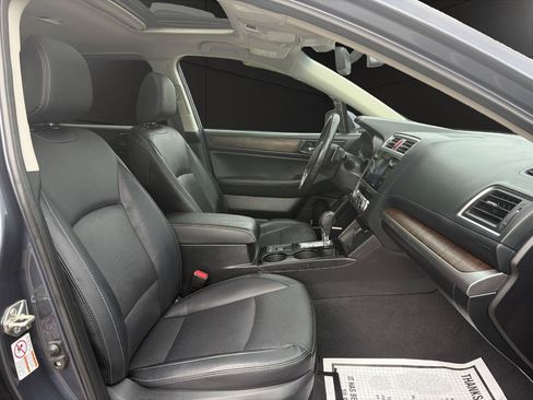 Used 2017 Subaru Outback 2.5i Limited AWD/4WD image 14