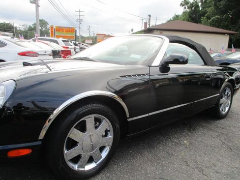 Used 2003 Ford Thunderbird image 16