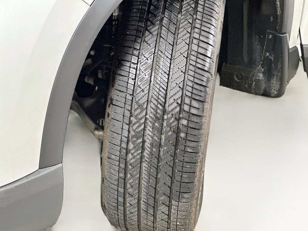 Used 2025 Honda Pilot Touring image 25