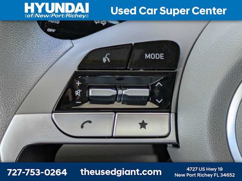 Used 2024 Hyundai Elantra SE FWD image 25
