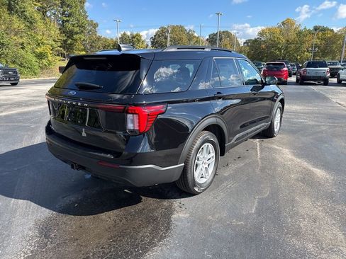 New 2026 Ford Explorer Active image 3