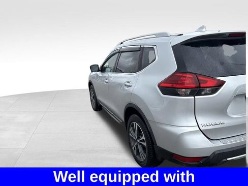 Used 2017 Nissan Rogue SL w/ SL Premium Package AWD/4WD image 3