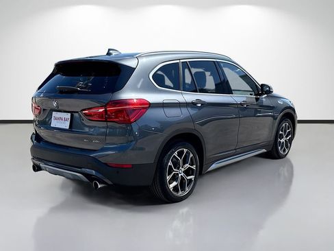 Used 2022 BMW X1 sDrive28i w/ Convenience Package FWD image 3