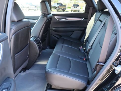 Used 2025 Cadillac XT5 Luxury AWD/4WD image 36