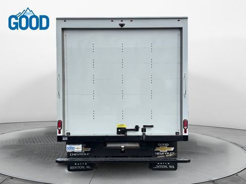 Used 2023 GMC Savana 3500 w/ Power Convenience Package image 4