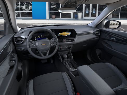 New 2026 Chevrolet TrailBlazer LS w/ LS Convenience Package FWD image 17