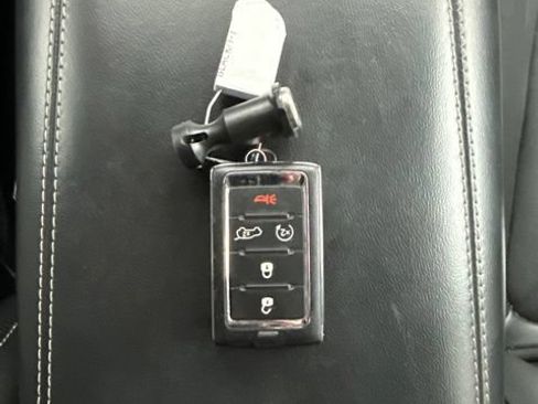 Used 2023 Jeep Grand Cherokee L Limited AWD/4WD image 29