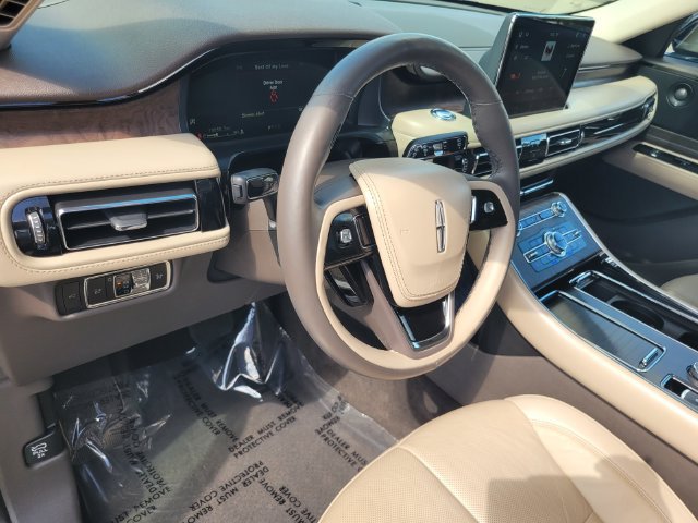 Certified 2023 Lincoln Aviator Reserve w/ Elements Package Plus RWD image 12