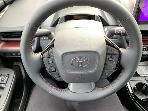 New 2025 Toyota Prius Plug-In Hybrid image 19