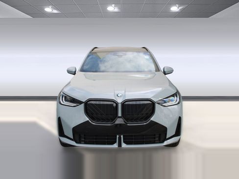 New 2026 BMW X3 xDrive30 w/ Premium Package image 6