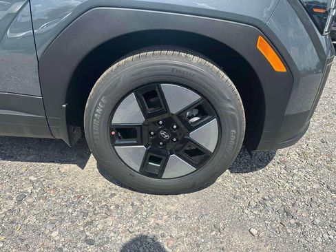 New 2024 Hyundai Santa Fe SEL image 6