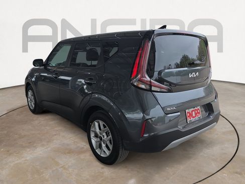 Certified 2025 Kia Soul LX image 6