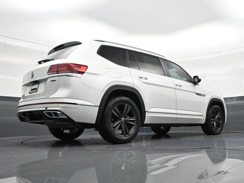 Used 2022 Volkswagen Atlas SEL R-Line image 27