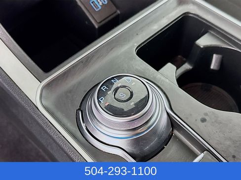 Used 2024 Ford Edge SE image 16