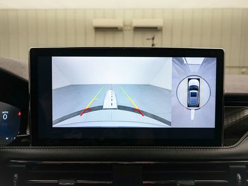 Used 2025 Lincoln Corsair Reserve AWD/4WD image 17